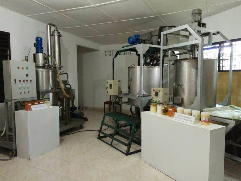 Pusat Pelatihan Pembuatan Cokelat Berbasis Sawit