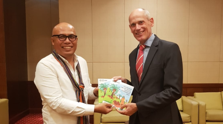 Sawit Di Jaga Duta Besar Belanda
