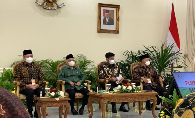 Kiayi Ma’ruf Amin Resmikan MUNAS XI GAPKI di Istana Wapres