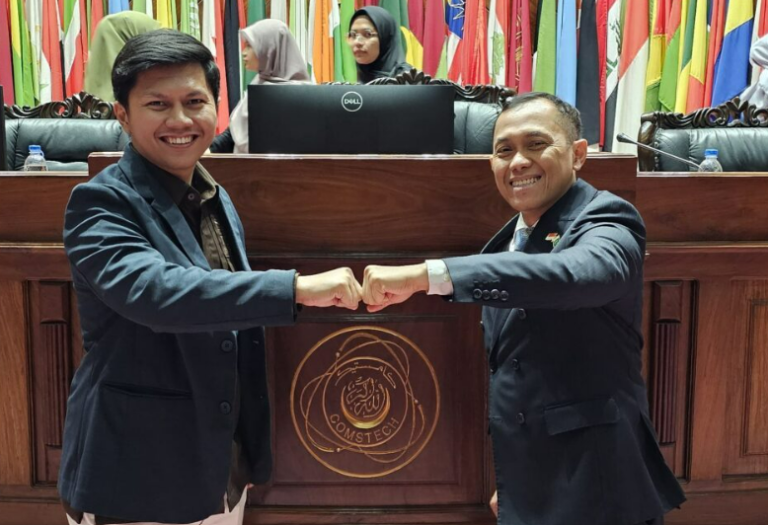 Perhatian Terhadap Petani Indonesia dalam Seminar Sawit Internasional di Pakistan