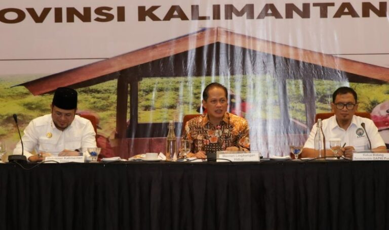 Menteri LHK Hanif Dorong GAPKI Jadi Garda Depan Pengendalian Karhutla
