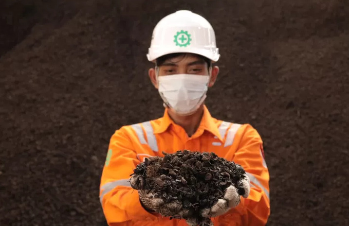 PLN Fully Replaces Coal With Biomass In PLTU Sintang