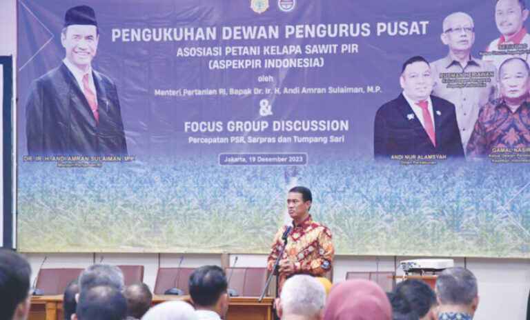 Minister Amran Pushing For Further Palm Downstreaming