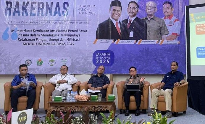 News Roundup: Palm Firms Regularly Replant, But Smallholders See Hurdles